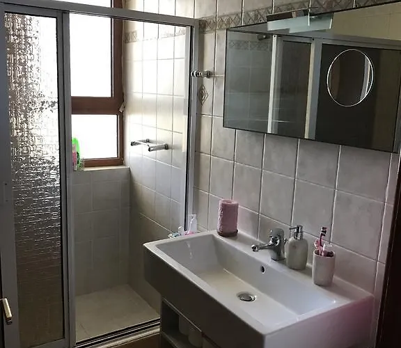 Stunning Sea View Loft Prázdninový dům Loutráki