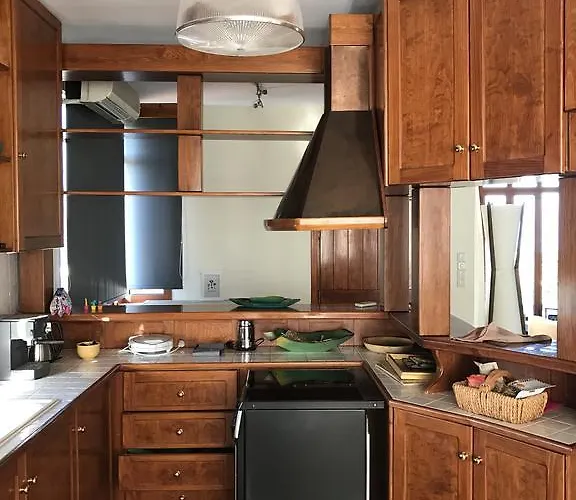 Stunning Sea View Loft Prázdninový dům Loutráki