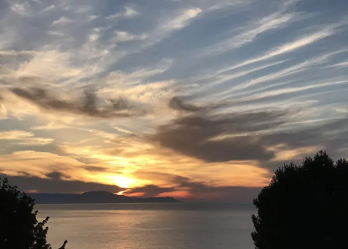 Stunning Sea View Loft Casa de Férias Loutráki